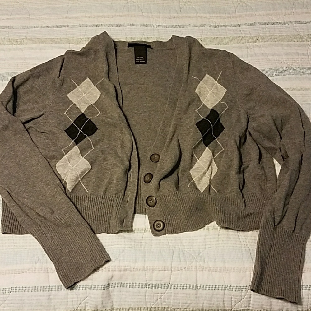 Short cardigan